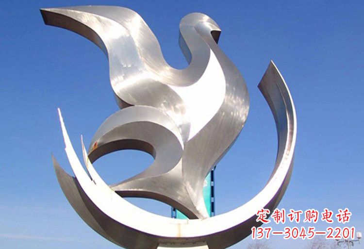 绵阳不锈钢鸽子雕塑美丽的象征