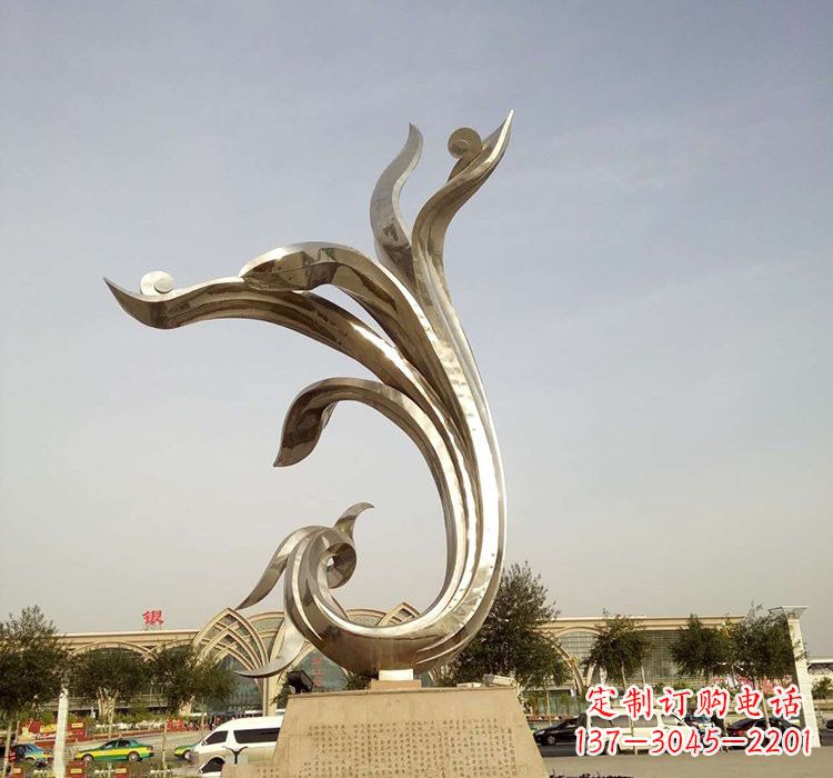 绵阳凤凰雕塑,让不锈钢广场更加精彩