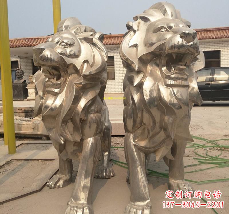 绵阳不锈钢狮子雕塑象征力量与勇气