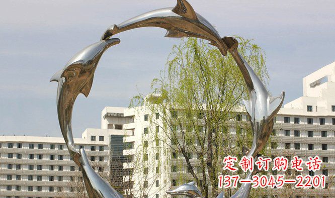 绵阳海豚雕塑精美景观的象征