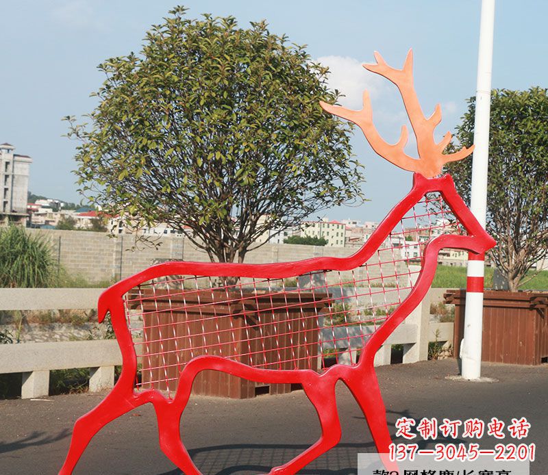 绵阳不锈钢动物雕塑——鹿