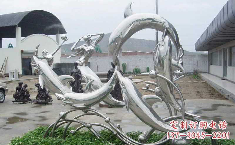 绵阳不锈钢海豚的灵动嬉戏