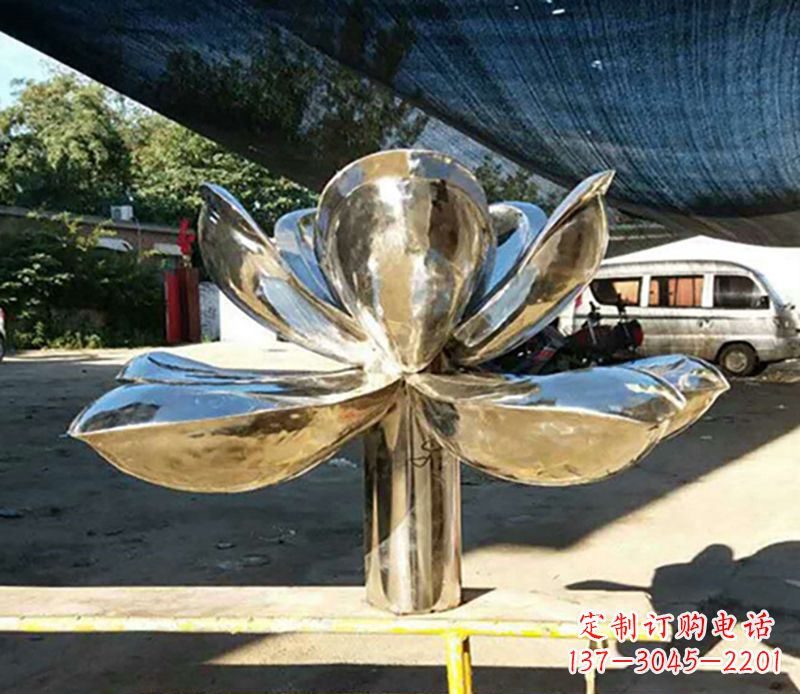 绵阳不锈钢荷花雕塑——彰显小区景观之美
