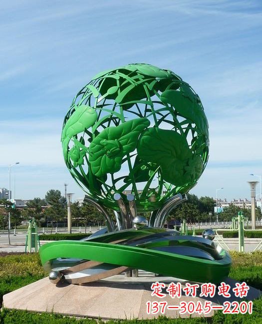 绵阳荷叶穿梭的美丽雕塑