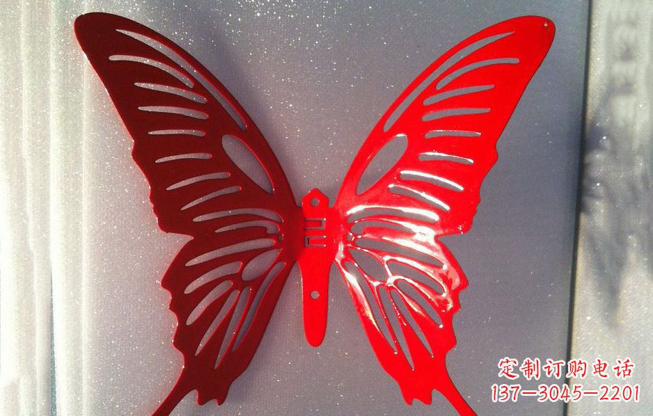 绵阳不锈钢蝴蝶雕塑让蝴蝶飞跃展现灿烂美丽