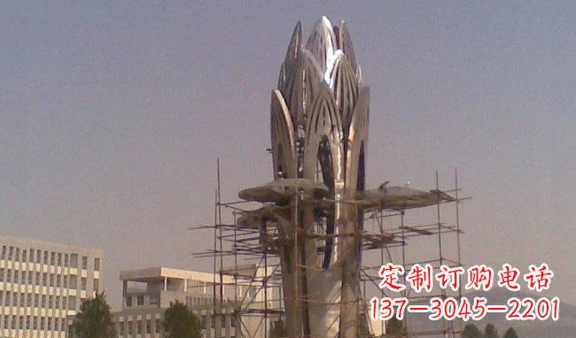 绵阳不锈钢火炬雕塑精致而又耐用