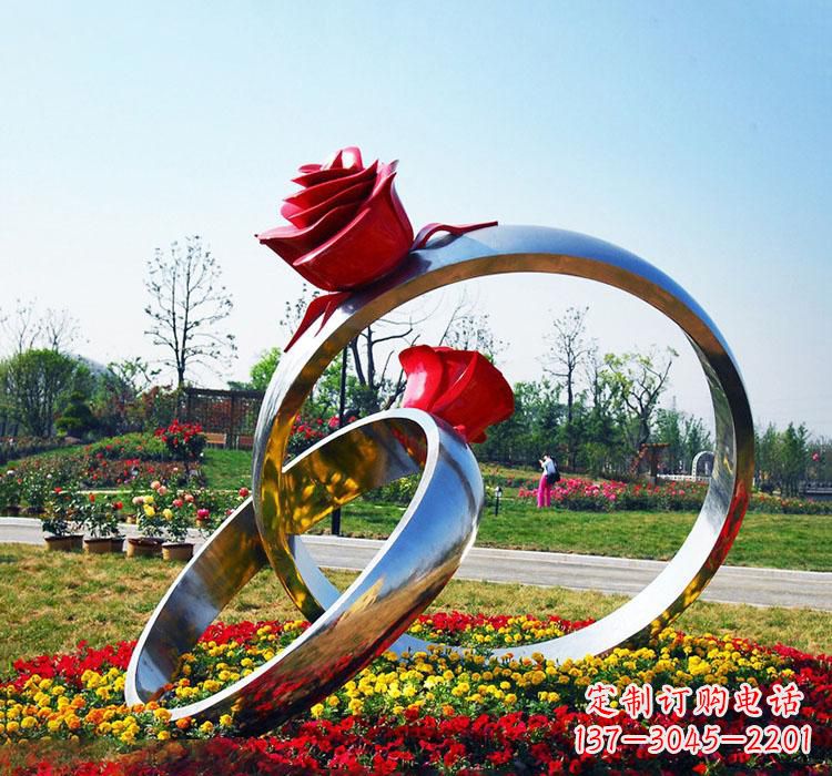 绵阳精美不锈钢戒指雕塑