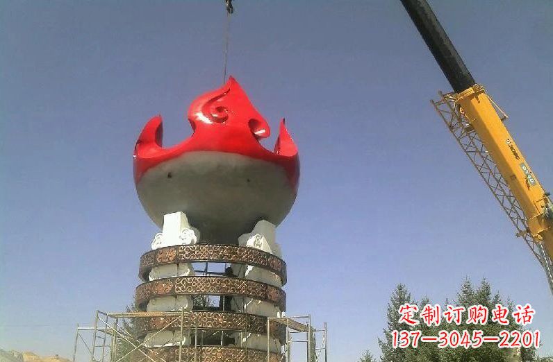 绵阳不锈钢火炬雕塑象征着永恒的精神