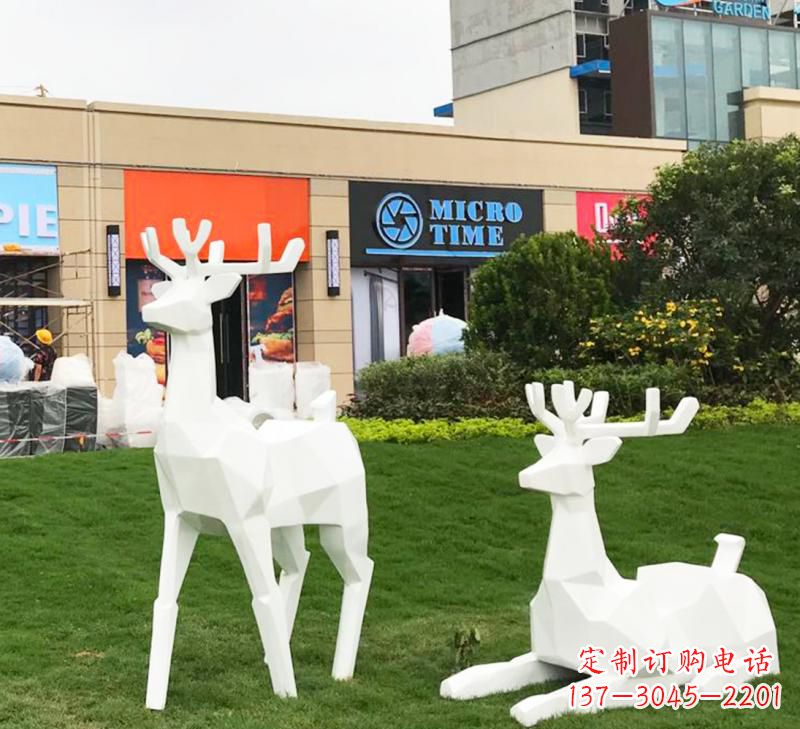 绵阳不锈钢小鹿雕塑艺术之美