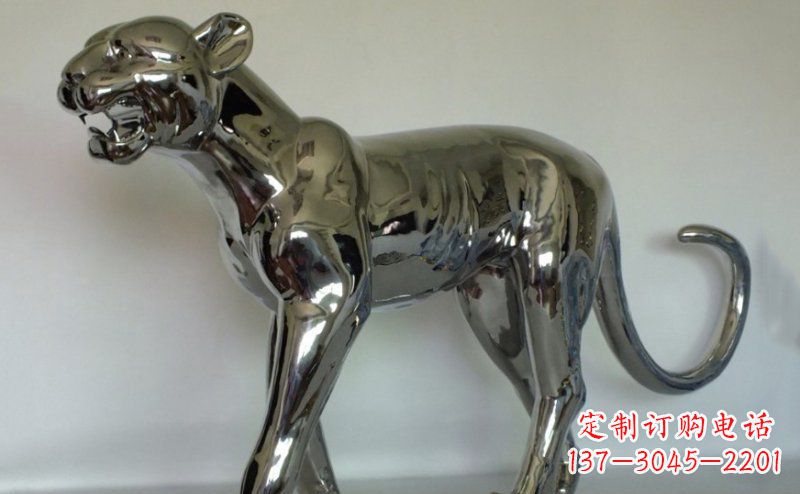 绵阳不锈钢金钱豹雕塑给人以高贵气质的艺术瑰宝
