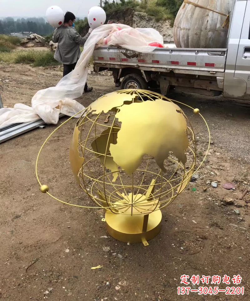 绵阳不锈钢金属校园地球仪雕塑把环保理念展现在校园