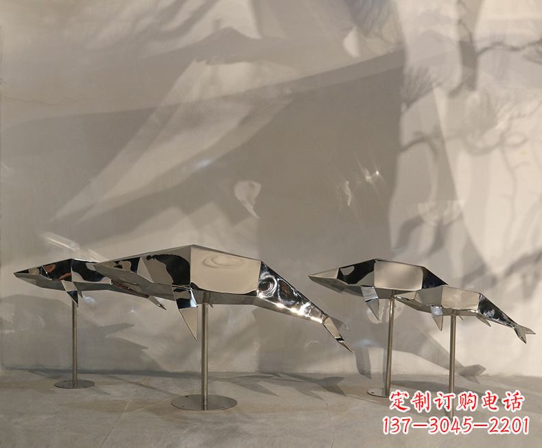 绵阳不锈钢海豚雕塑——精致的艺术形式