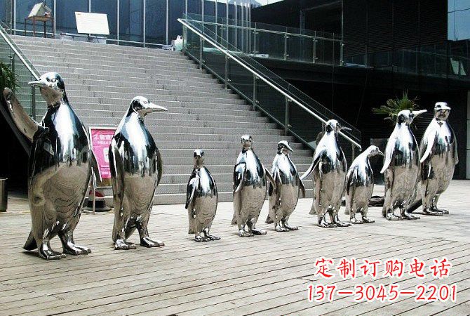 绵阳企鹅雕塑——精致的不锈钢艺术