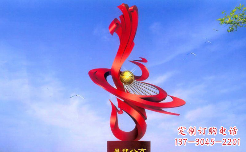 绵阳不锈钢孔雀雕塑——迎接八方美好