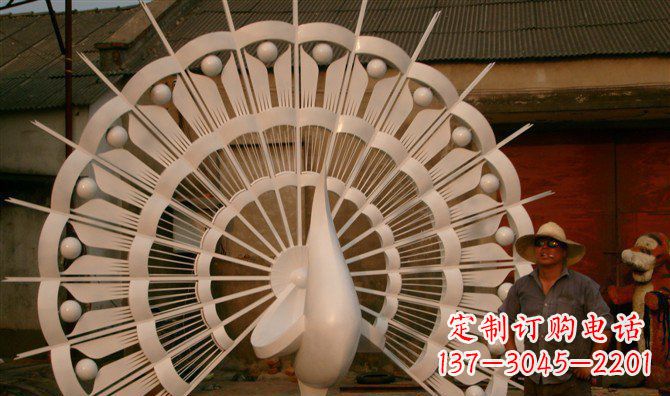 绵阳不锈钢孔雀开屏雕塑