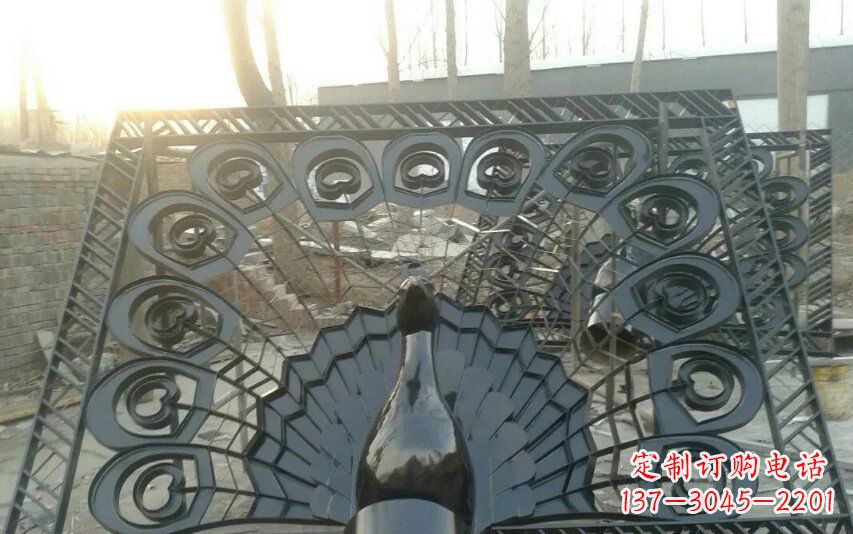 绵阳不锈钢孔雀开屏景观雕塑