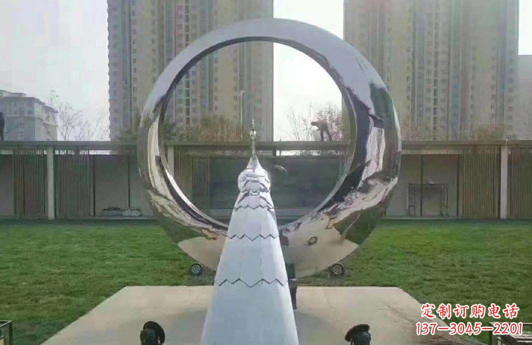 绵阳不锈钢孔雀雕塑精美外形，精美细节