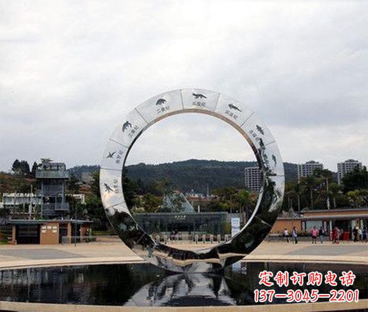 绵阳恐龙圆环雕塑让恐龙永久存在