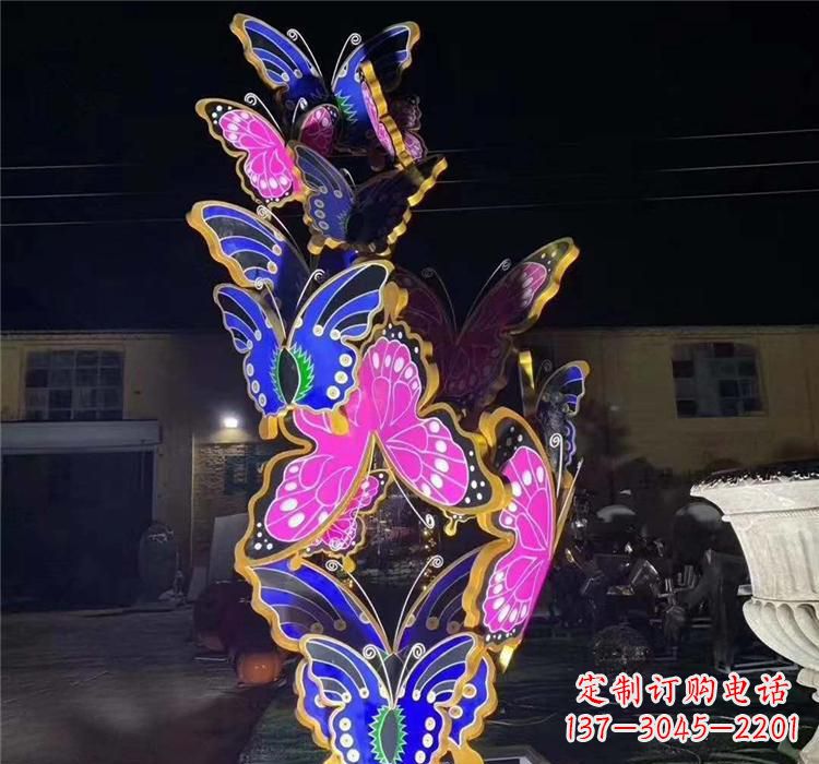 绵阳不锈钢镂空蝴蝶雕塑——自由自在的艺术风景