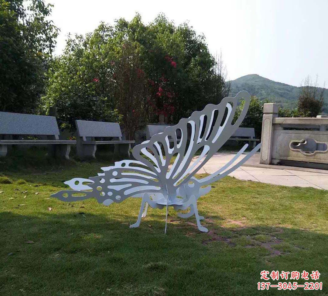 绵阳不锈钢镂空蝴蝶装饰雕塑精美雕塑点缀美好生活