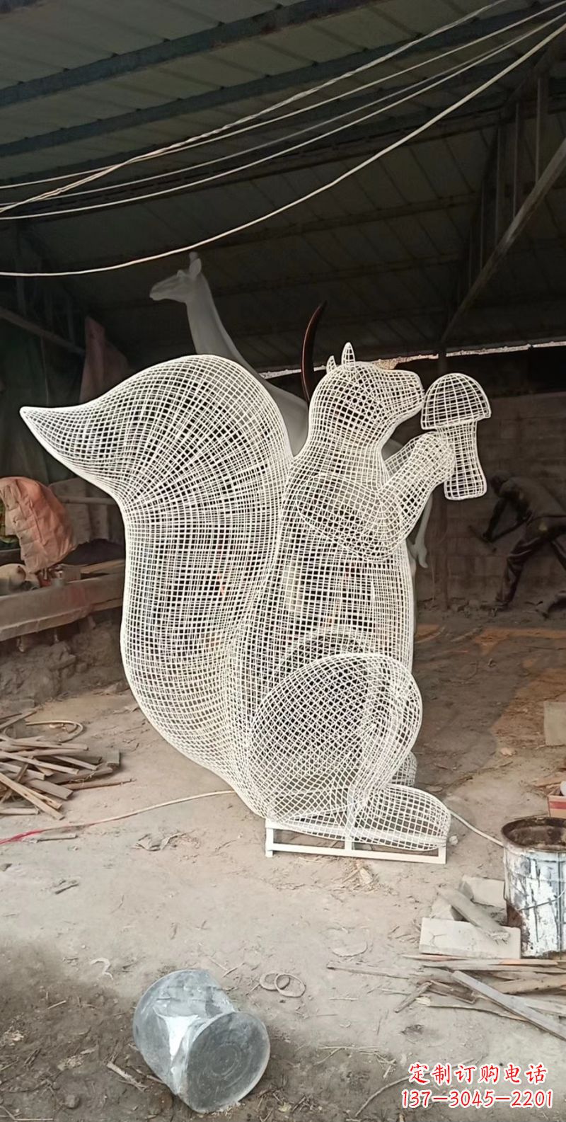 绵阳不锈钢松鼠雕塑精美的艺术作品