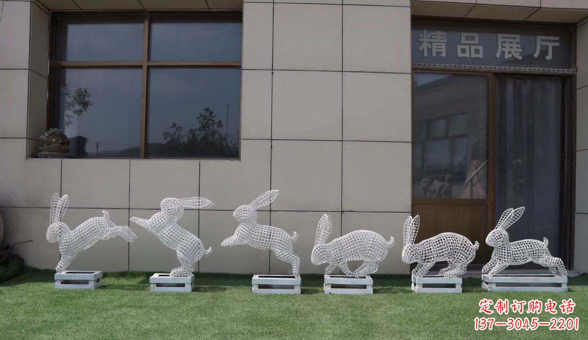 绵阳不锈钢镂空兔子雕塑精美而又可爱