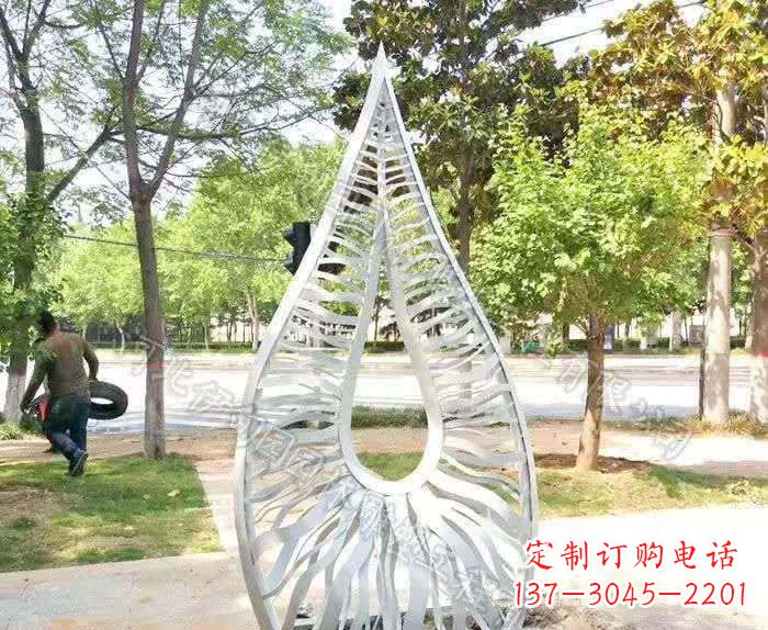 绵阳精致不锈钢水滴雕塑