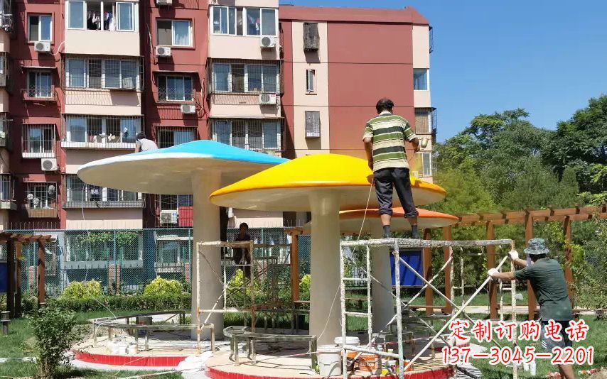 绵阳不锈钢蘑菇凉亭——精美雕塑点缀绿意