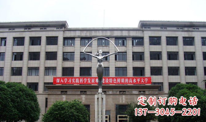 绵阳纪念学生的不锈钢雕塑
