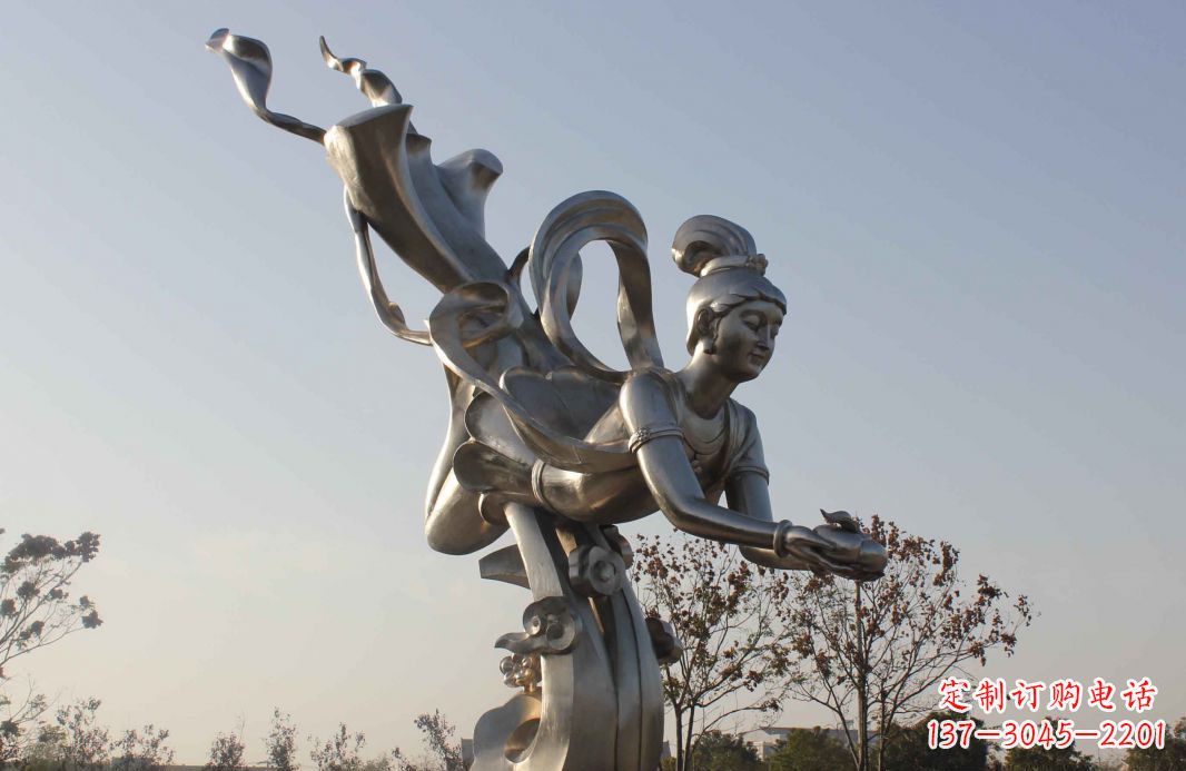 绵阳蟠桃祈福精美不锈钢雕塑