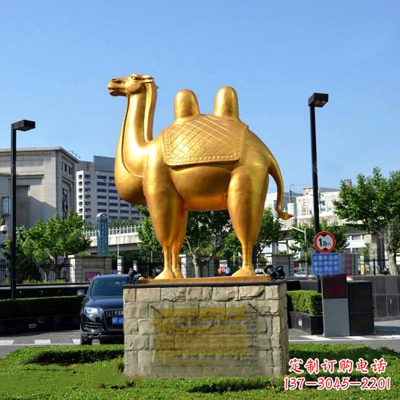 绵阳不锈钢骆驼雕塑点缀城市绿化