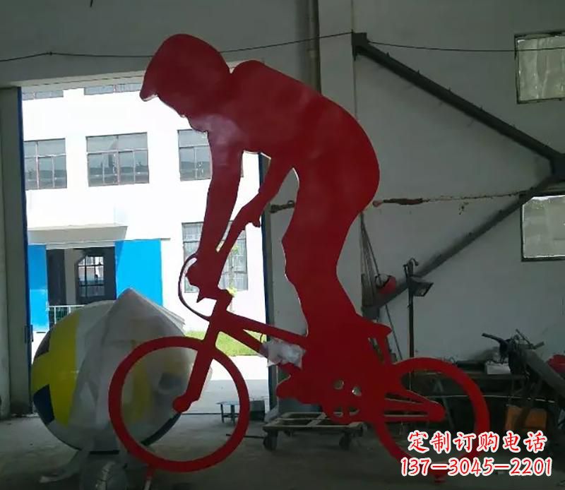 绵阳不锈钢自行车雕塑激发自行车运动的热情