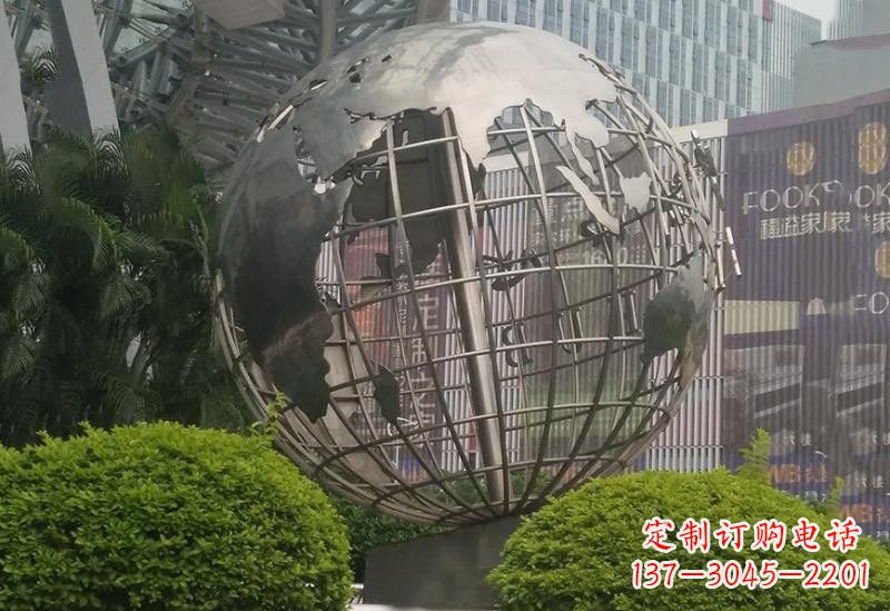 绵阳不锈钢地球仪雕塑一个精美的艺术品