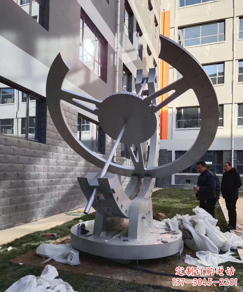 绵阳不锈钢日晷雕塑时光流逝的艺术