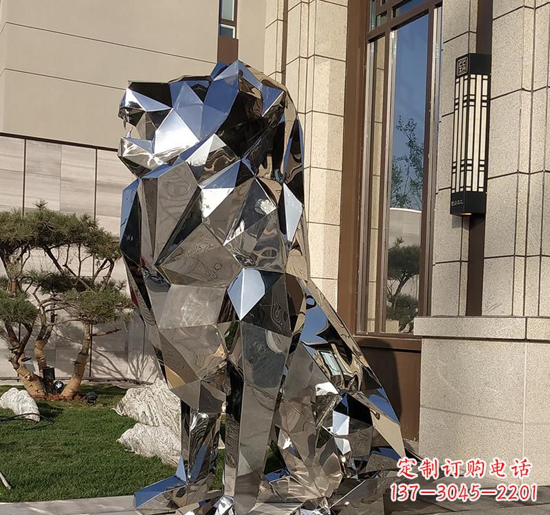绵阳不锈钢狮子雕塑精美而又富有艺术感