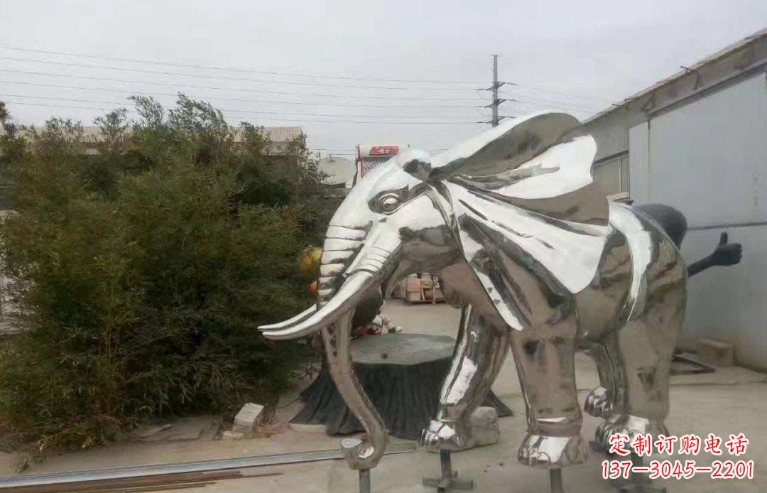 绵阳大象雕塑为售楼部装饰点缀