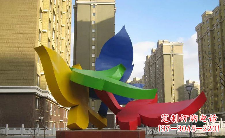 绵阳不锈钢树叶景观雕塑美丽而精致
