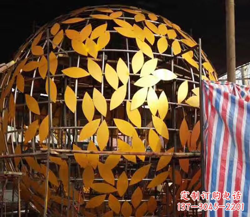 绵阳不锈钢树叶镂空球景观雕塑
