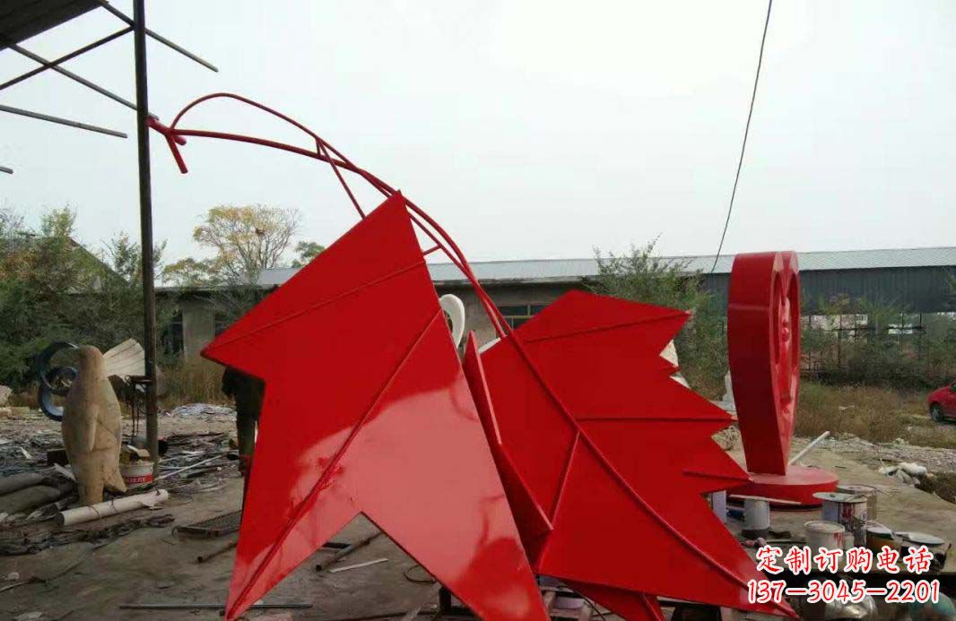 绵阳不锈钢树叶装饰雕塑——精美绝伦
