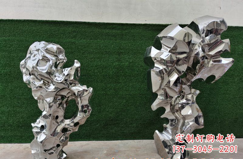 绵阳精美太湖石雕塑