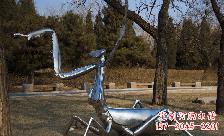 绵阳不锈钢螳螂园林景观雕塑创意缔造美景