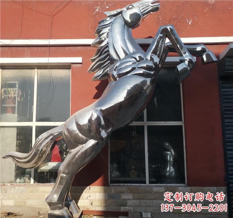 绵阳不锈钢跳跃马雕塑