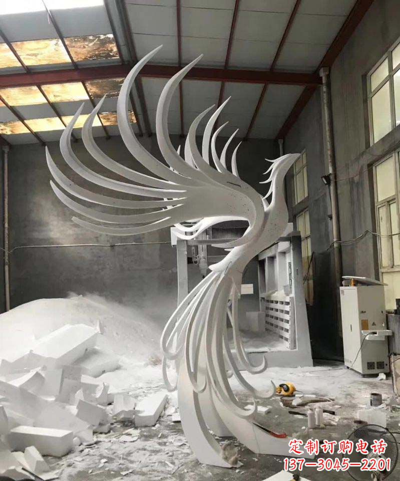 绵阳不锈钢铁艺凤凰雕塑传承古老的艺术
