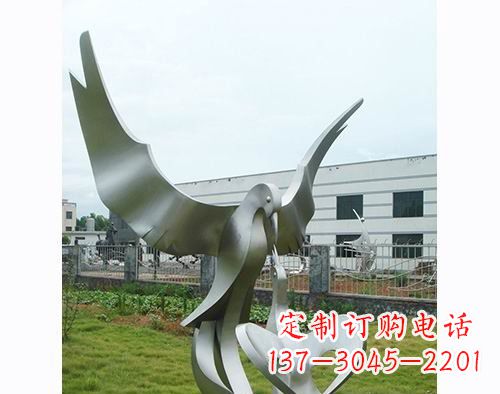 绵阳面世的不锈钢动物雕塑