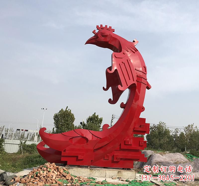 绵阳凤凰展翅飞翔——不锈钢现代广场的雕塑之美
