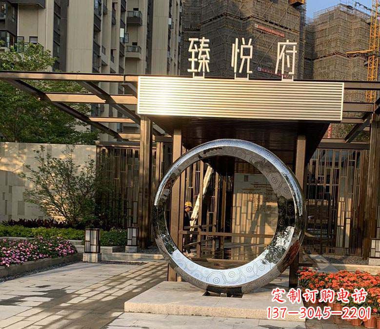 绵阳不锈钢小区圆环雕塑赋予小区景观更多美感
