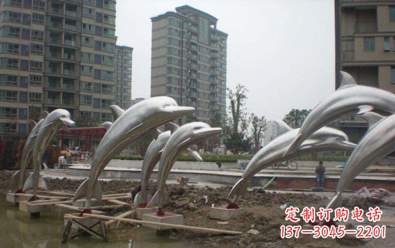 绵阳海豚雕塑——欣赏不锈钢小区的精美绝伦