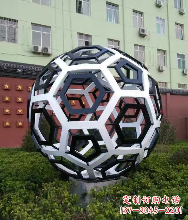 绵阳不锈钢足球雕塑缔造校园新风貌