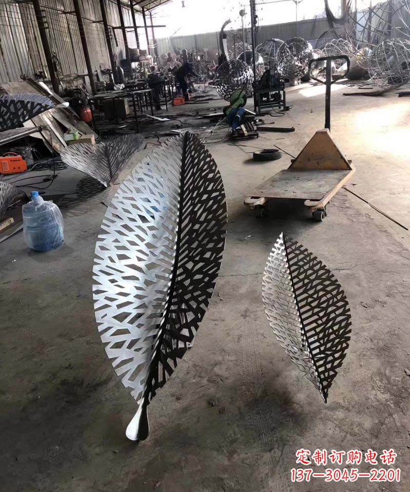 绵阳不锈钢美妙的艺术树叶雕塑