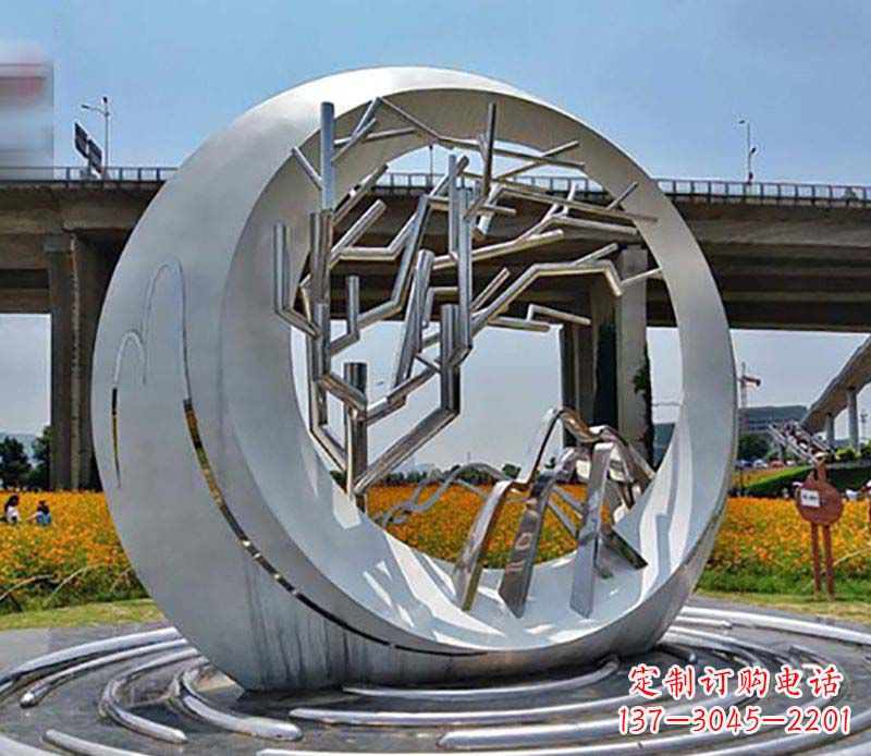 绵阳不锈钢异形圆环雕塑精致而优雅